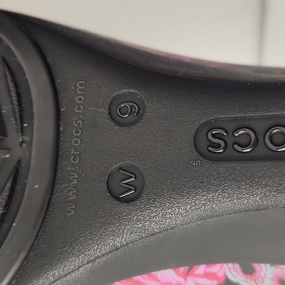 Crocs Lina floral wedge shoes - Picture 7 of 7